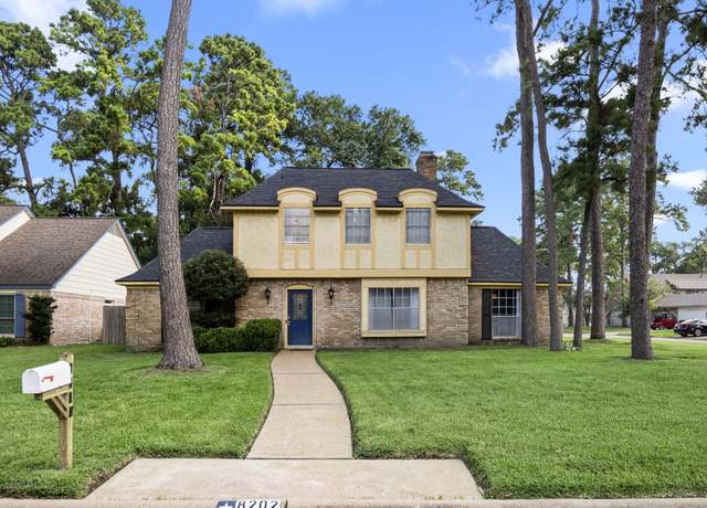 Property at 8202 Coolshire Ln, Houston, TX 77070, 4 beds, 2.5 baths