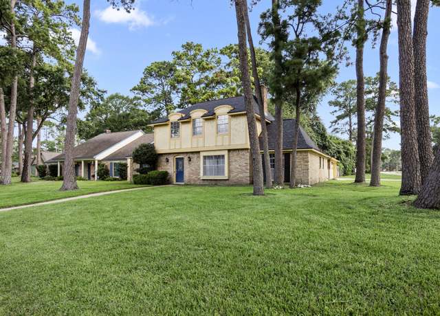 Property at 8202 Coolshire Ln, Houston, TX 77070, 4 beds, 2.5 baths