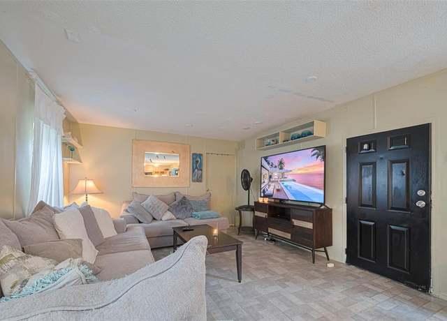 Property at 333 9th St, San Leon, TX 77539, 2 beds, 1 bath