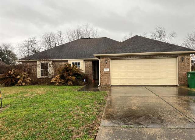 Property at 1033 Theresa St, Houston, TX 77051, 4 beds, 2 baths
