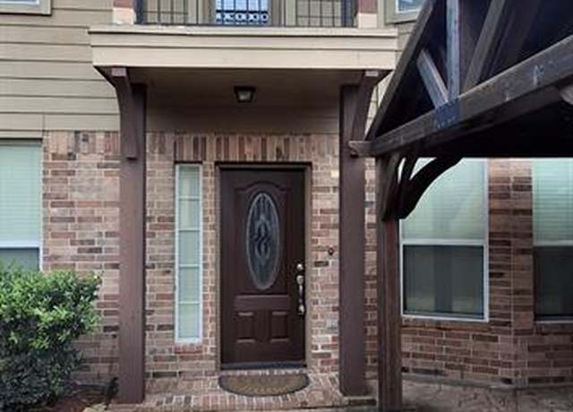 Property at 8119 Gran Villa Dr, Cypress, TX 77433, 3 beds, 2.5 baths