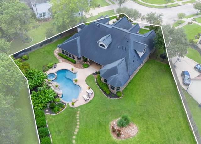 Property at 3330 Prestwick Sq, Missouri City, TX 77459, 4 beds, 4 baths