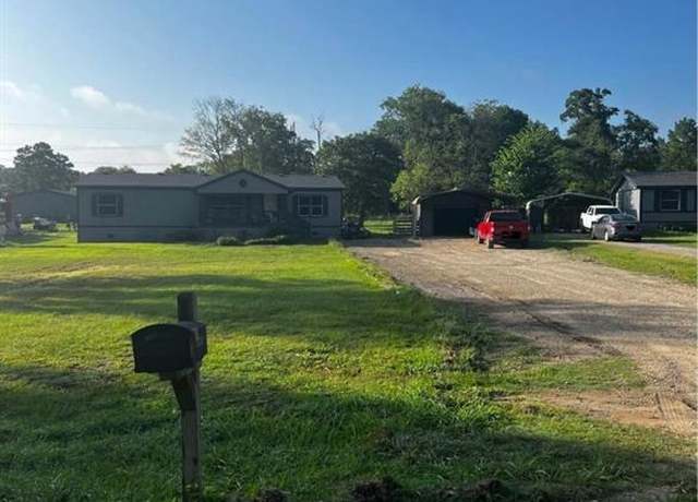 Property at 10 Park Ln, Huntsville, TX 77320, 3 beds, 2 baths