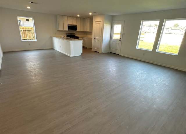 Property at 5203 Esperanza Terrace Dr, Richmond, TX 77469, 4 beds, 2.5 baths
