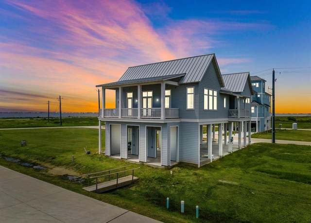 Property at 1615 Bay Pointe Dr, Galveston, TX 77554, 4 beds, 4.5 baths