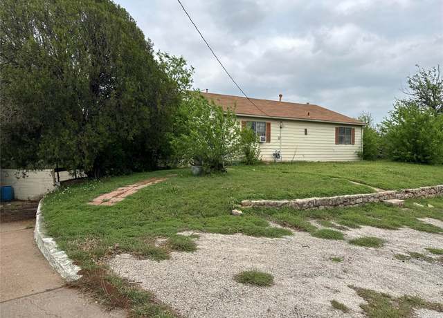 Property at 3204 Carol Ann St, Wichita Falls, TX 76309, 3 beds, 2 baths