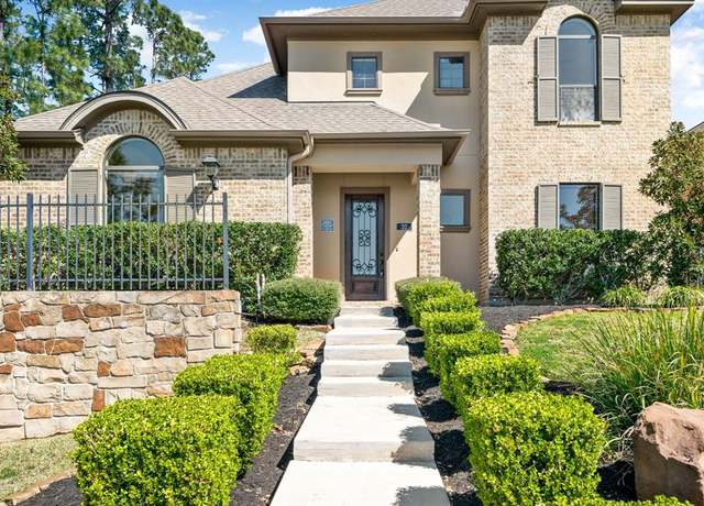 Property at 32 Evangeline Blvd, Conroe, TX 77304, 4 beds, 3.5 baths