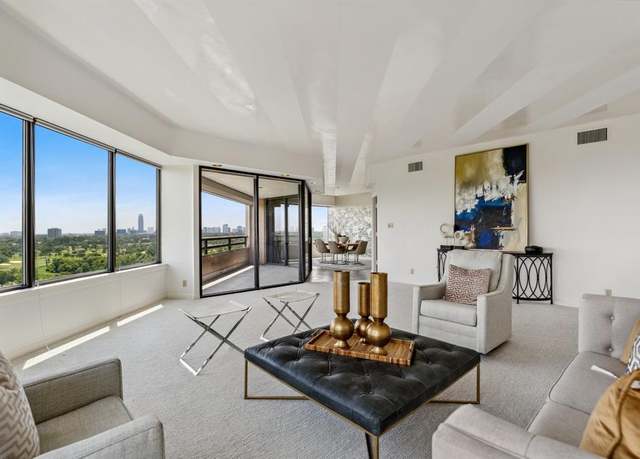 Property at 101 Westcott St #1402, Houston, TX 77007, 2 beds, 2 baths