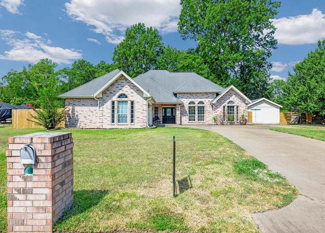 Property at 448 Ashwood Bnd, Lufkin, TX 75904, 4 beds, 3 baths