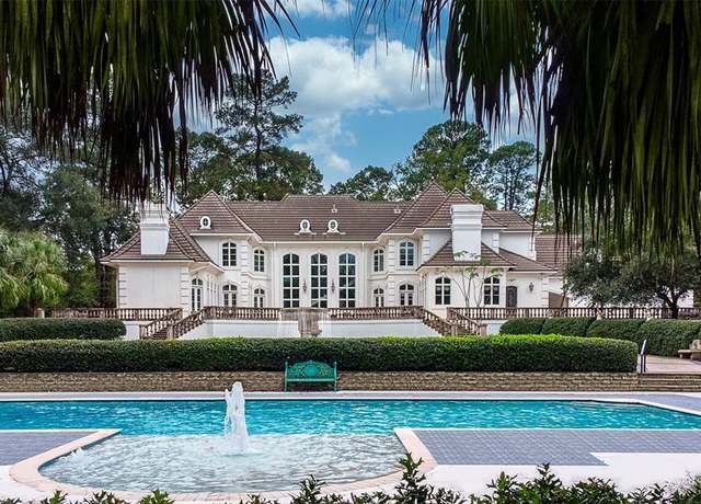 Property at 206 N Tranquil Path, The Woodlands, TX 77380, 7 beds, 8 baths