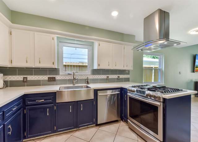 Property at 15111 Forest Lodge Dr, Houston, TX 77070, 4 beds, 2 baths