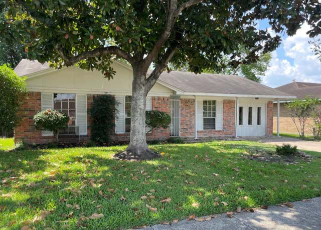 Property at 14930 Buxley St, Houston, TX 77053, 3 beds, 1.5 baths