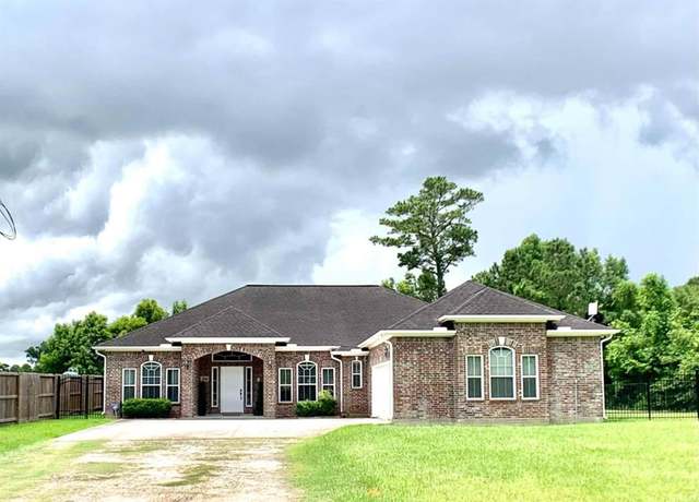 Property at 3918 E Highway 90, Liberty, TX 77575, 3 beds, 4 baths
