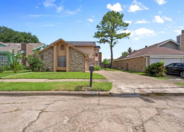 Property at 13530 Sharpbill Dr, Houston, TX 77083, 4 beds, 2.5 baths