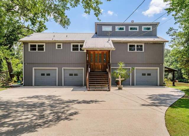 Property at 1140 Magnolia Terrace Cir, Dickinson, TX 77539, 3 beds, 3 baths