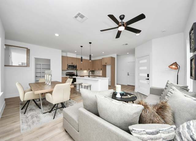 Property at 9028 Scott St, Houston, TX 77051, 3 beds, 2.5 baths