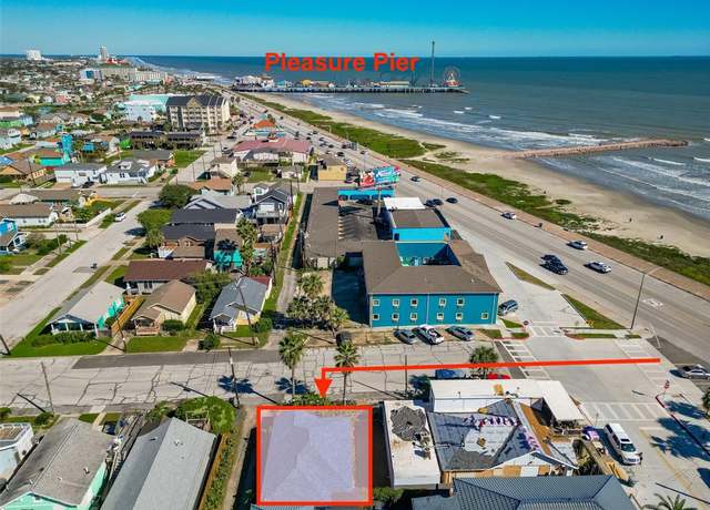 Property at 2415 31st St, Galveston, TX 77550, 2 beds, 1 bath
