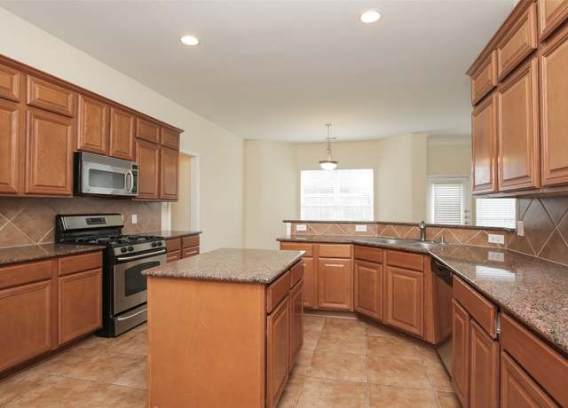 Property at 19114 Berkshire Oak St, Cypress, TX 77429, 4 beds, 3 baths