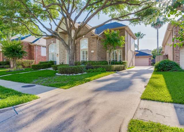 Property at 13515 N Tracewood Bnd, Houston, TX 77077, 4 beds, 3.5 baths