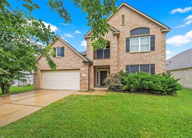 Property at 9935 Tulip St, Conroe, TX 77385, 5 beds, 3.5 baths