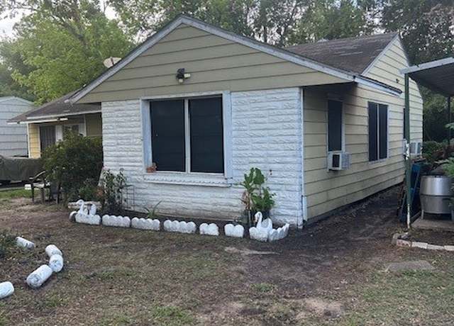 Property at 5211 Pensdale, Houston, TX 77033, 3 beds, 1 bath