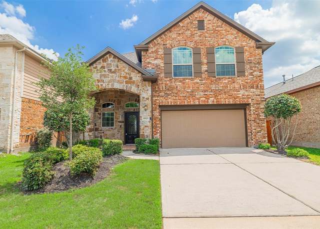 Property at 19323 S Cottonwood Green Ln, Cypress, TX 77433, 4 beds, 2.5 baths