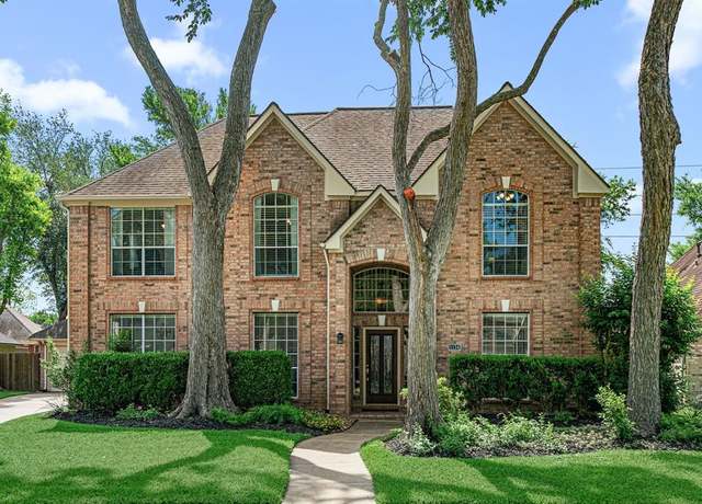 Property at 1134 Wood Fern Dr, Sugar Land, TX 77479, 4 beds, 3.5 baths