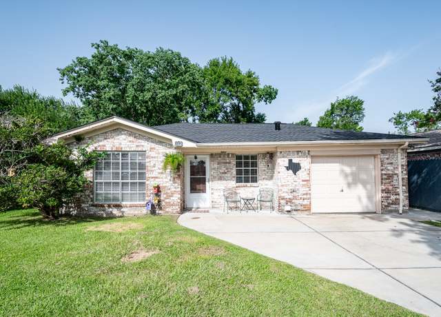 Property at 322 S Carroll, La Porte, TX 77571, 3 beds, 1.5 baths