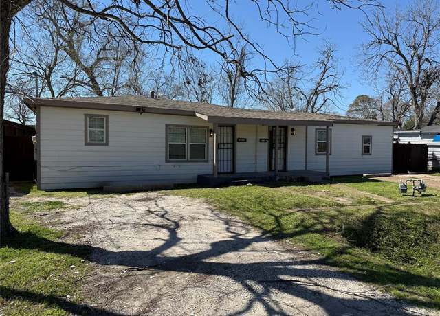 Property at 7313 Knox St, Houston, TX 77088, 4 beds, 1 bath