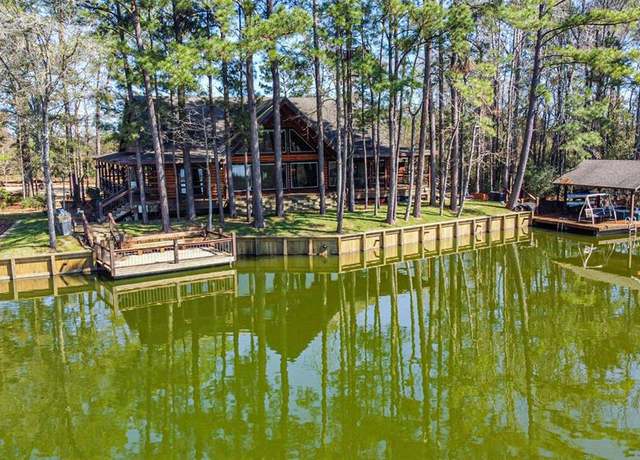 Property at 83 Maid Marian, Cleveland, TX 77327, 3 beds, 3.5 baths