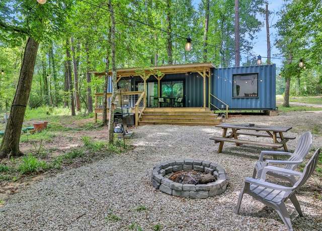 Property at 275 Fairview E, Livingston, TX 77351, 1 bed, 1 bath