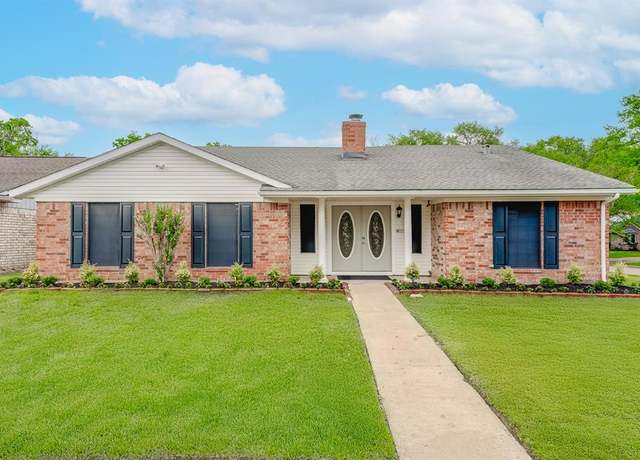 Property at 16602 Cairnway Dr, Houston, TX 77084, 4 beds, 2 baths
