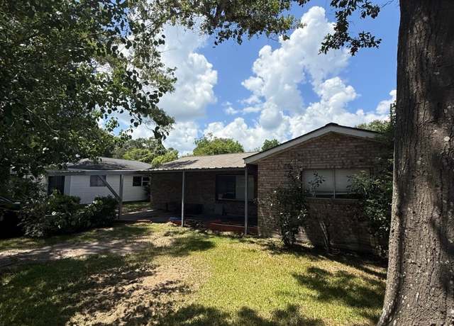 Property at 3410 Bowling Ln, Orange, TX 77630, 3 beds, 2 baths