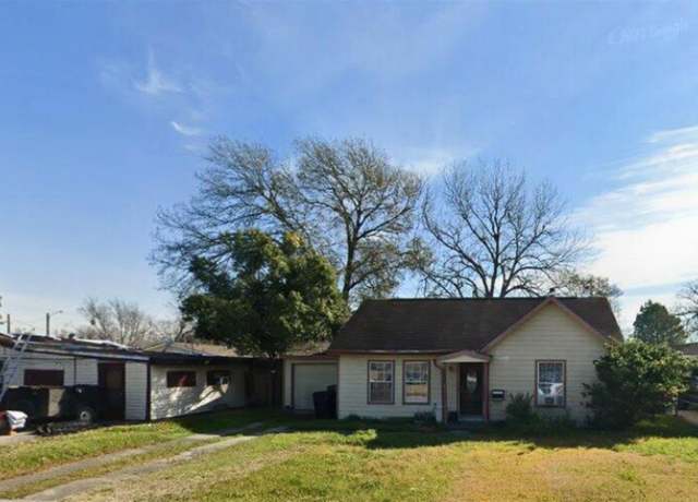 Property at 2907 Park Oaks Dr, Houston, TX 77017, 3 beds, 1.5 baths