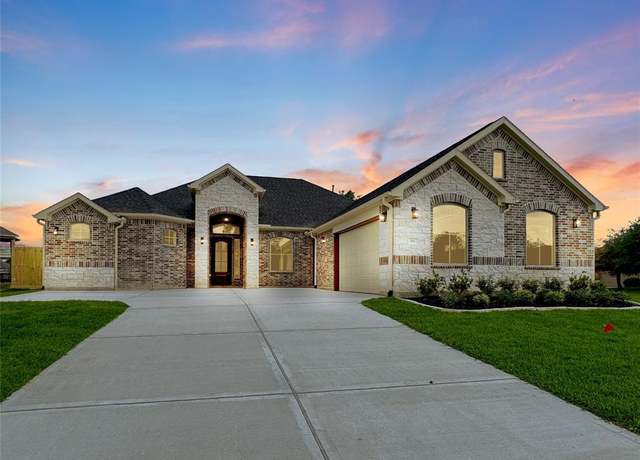 Property at 258 Monterrey Rd, Montgomery, TX 77356, 4 beds, 3 baths