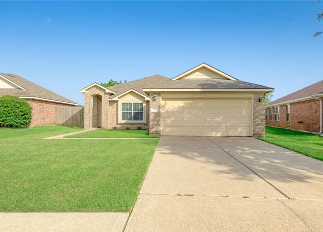Property at 15006 Sparks Ct, Baytown, TX 77523, 3 beds, 2 baths