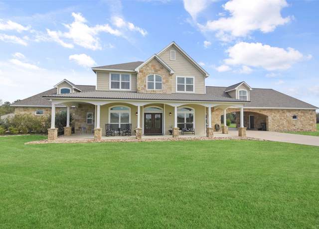 Property at 23300 Laneview Rd, Hempstead, TX 77445, 3 beds, 3.5 baths