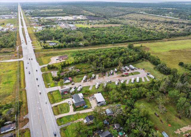 Property at 14078 S Highway 288b, Angleton, TX 77515, 1 bath
