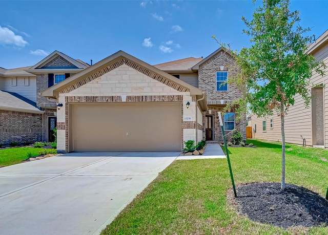 Property at 13735 Andover Park Dr, Houston, TX 77083, 4 beds, 2.5 baths