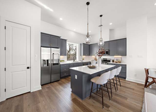 Property at 835A Rachel St, Houston, TX 77091, 3 beds, 3.5 baths