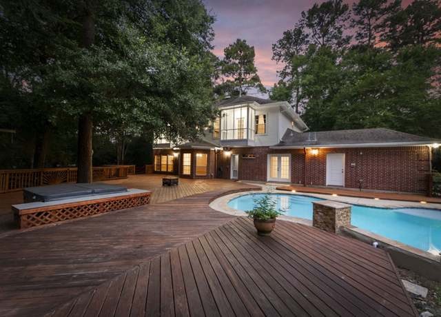 Property at 19906 Bayberry Creek Drive Dr, Magnolia, TX 77355, 5 beds, 3 baths