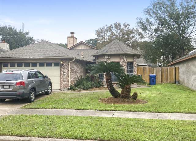 Property at 13846 Cantwell Dr, Houston, TX 77014, 3 beds, 2 baths