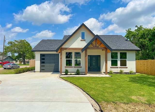 Property at 16803 Forest Trail Dr, Channelview, TX 77530, 3 beds, 2 baths