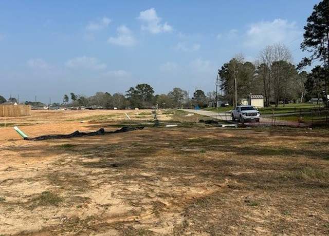 Property at 13256 Lake Conroe Bay Rd, Willis, TX 77318