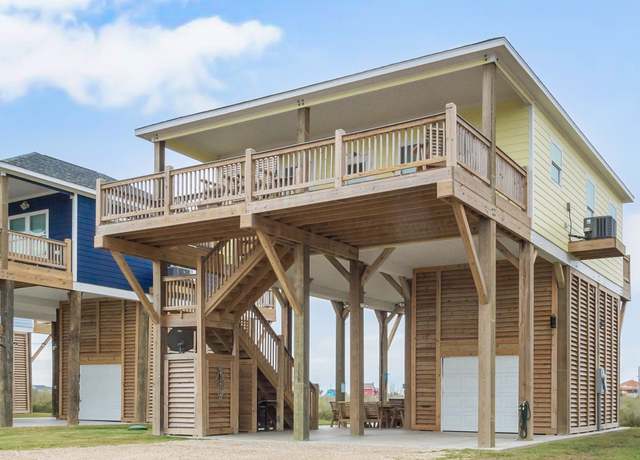 Property at 1139 Waco Rd, Gilchrist, TX 77617, 3 beds, 2 baths