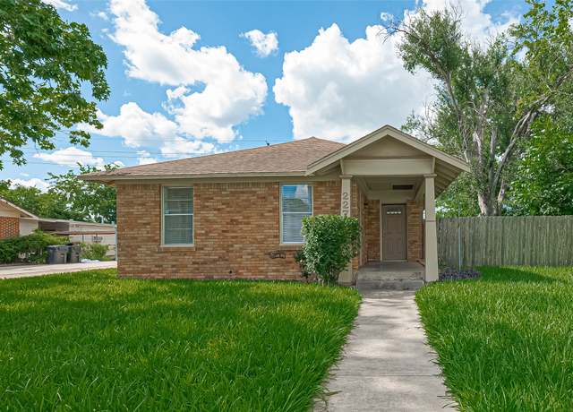 Property at 227 Lakeview Dr, Sugar Land, TX 77498, 2 beds, 1 bath