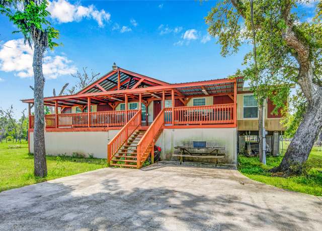 Property at 3979 County Road 651, Brazoria, TX 77422, 4 beds, 2 baths