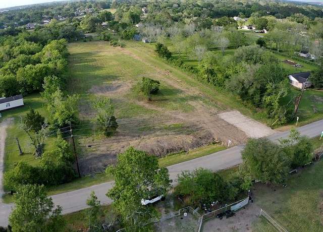 Property at 814 Verhalen Rd, Alvin, TX 77511