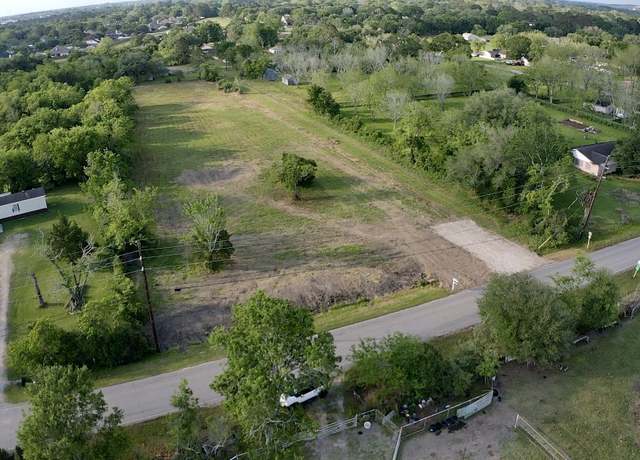 Property at 814 Verhalen Rd, Alvin, TX 77511