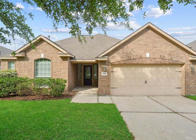 Property at 2038 Borthwick Ln, Conroe, TX 77301, 3 beds, 2 baths